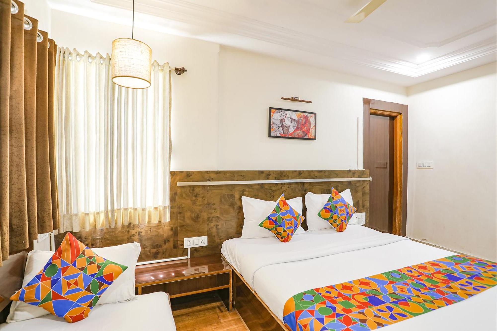 Collection O 37401 Hotel Shirdi Park Inn Esterno foto